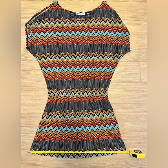 EUC! VERONICA M Womens Dress sz sm, open shoulders, flattering forgiving waist - Picture 8 of 9